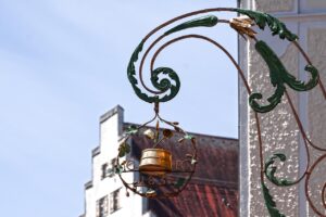 活ガニとかにすき鍋を楽しめる景色重視の温泉宿旅館はどこ？